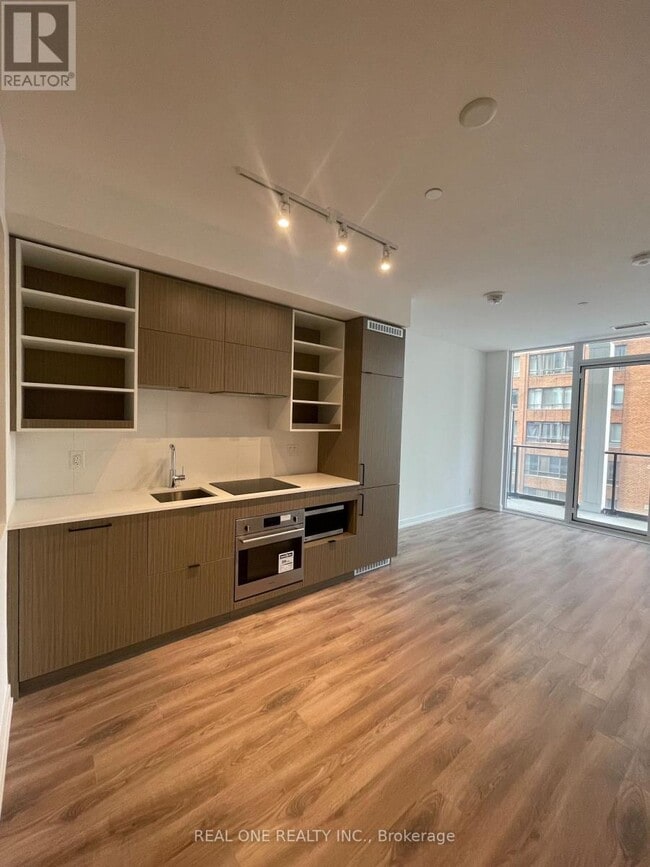 Photo - 20 Edward St Unit 512