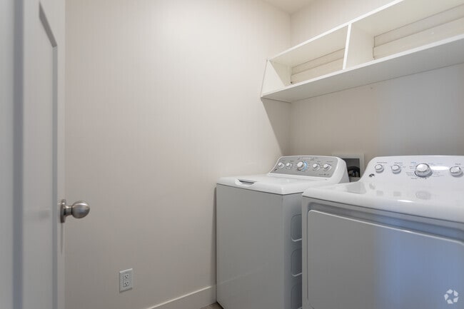 3BR, 2.5BA - 1,593SF - Laundry Room