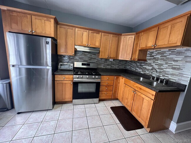 Photo - 2 Raymond Ave Unit 3C