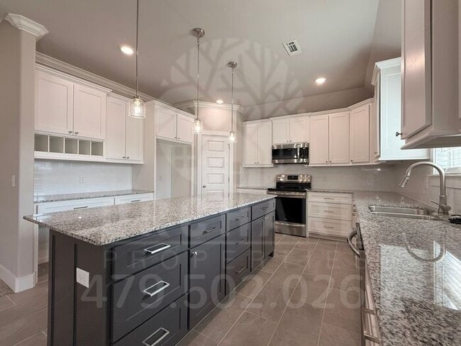 Building Photo - Single-Family Home- Stunning Kingston Plan