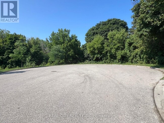 Photo - 2451 Loanne Dr