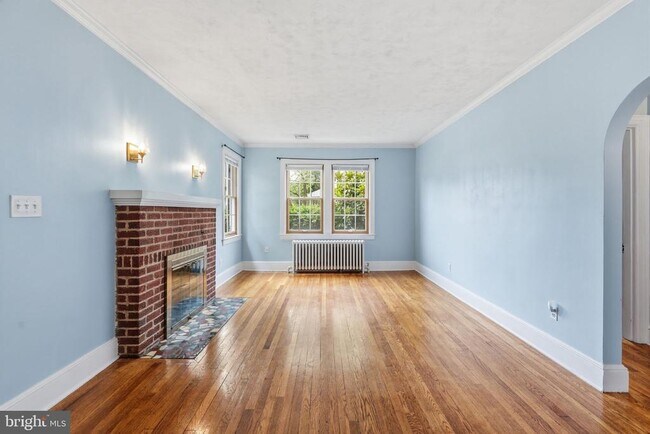 Photo - 812 S Glebe Rd