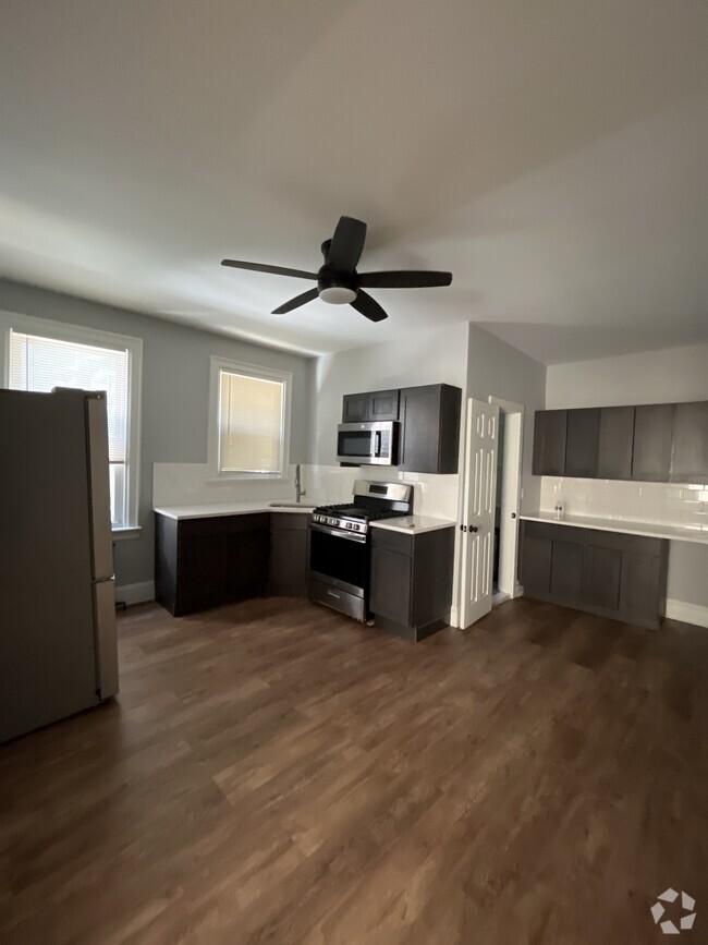 Building Photo - 275 Liberty Ave Unit 1 Rental