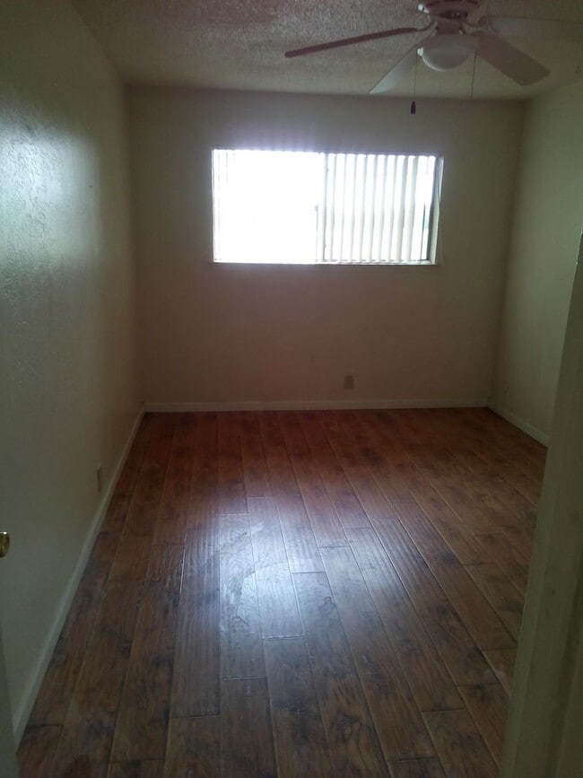 Photo - Coloma Garden Apartments
