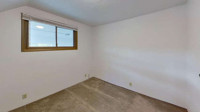 Photo - 536 7th Ave W Apartment Unit 3