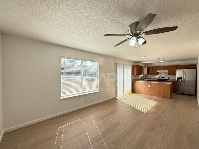 Photo - 4915 Brazoswood