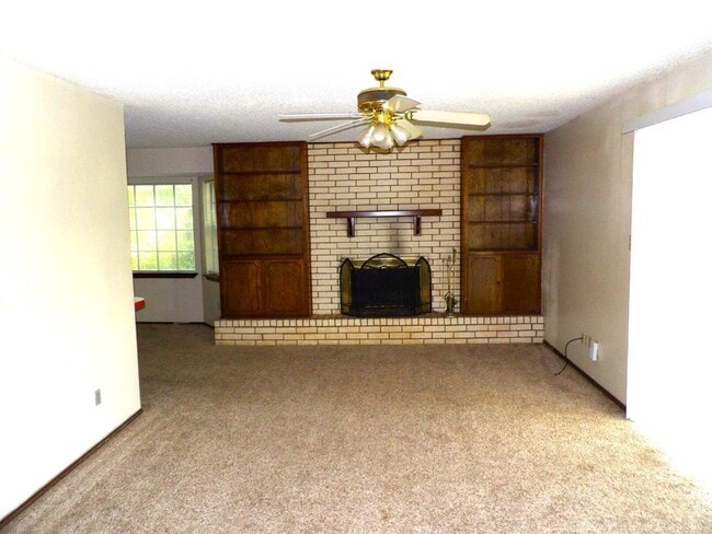 Photo - 4536 SE Ellsworth Ave