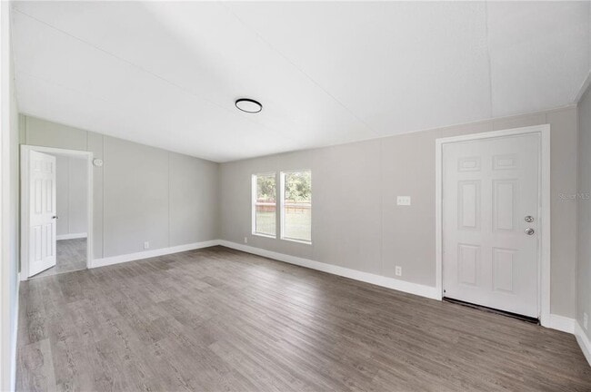 Photo - 4129 Woodsridge Dr
