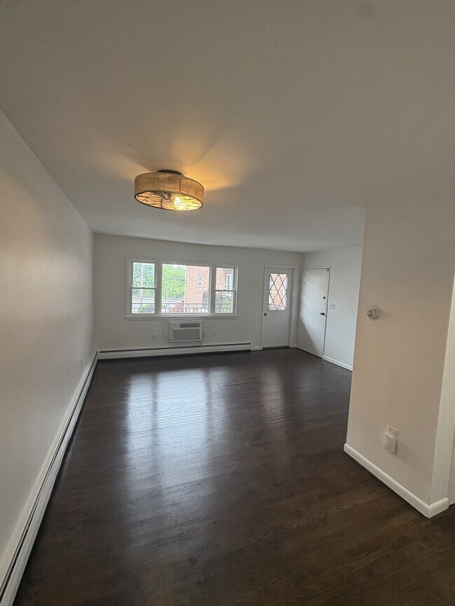 Photo - 860 River Dr Unit 8A