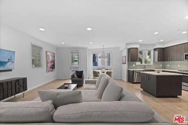 Photo - 11912 Laurelwood Dr Unit #201