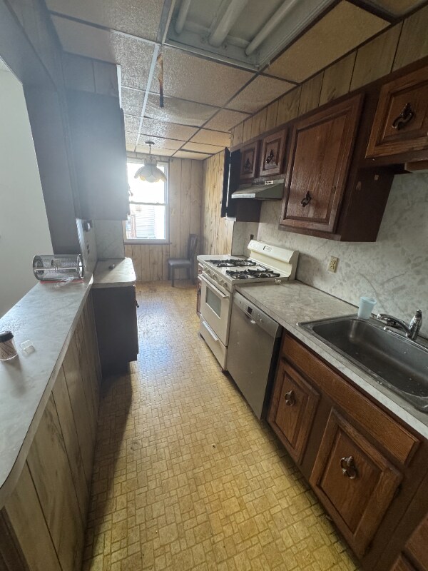 Photo - 6521 Dorel St