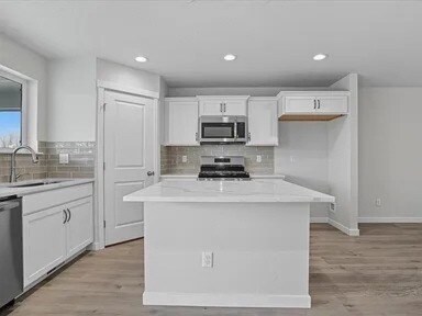 Photo - 1581 Witt St