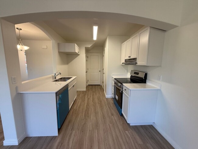 Photo - Remodeled Bluffview Townhome