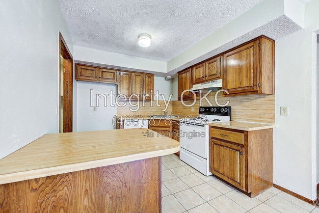 1036 Tall Oaks Dr