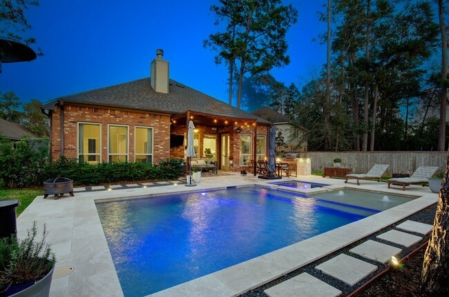 Photo - 34 W Lasting Spring Cir