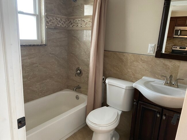 Photo - Parkview Apartments