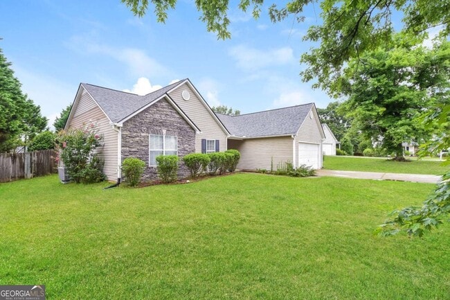 Photo - 1525 Julianna Dr