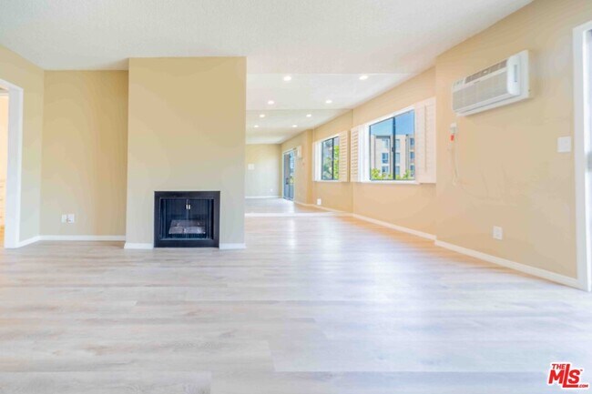 Photo - 11871 Idaho Ave Unit 8