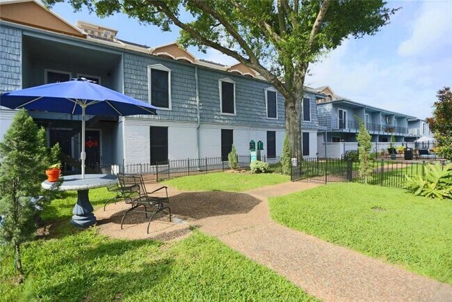 1901 S Voss Rd Unit 18
