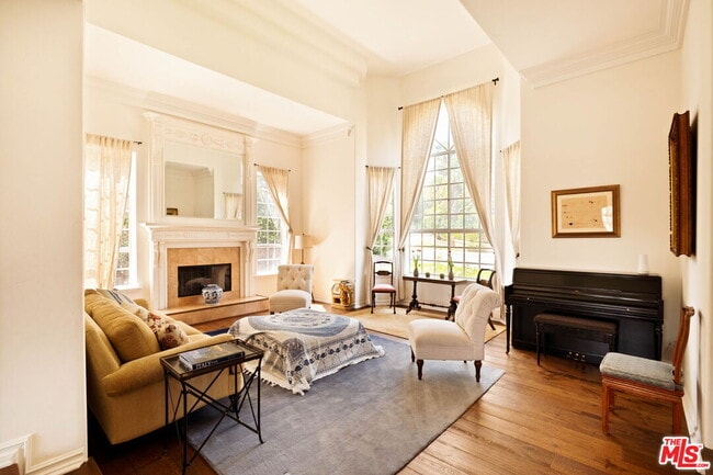 Photo - 3826 Marks Rd