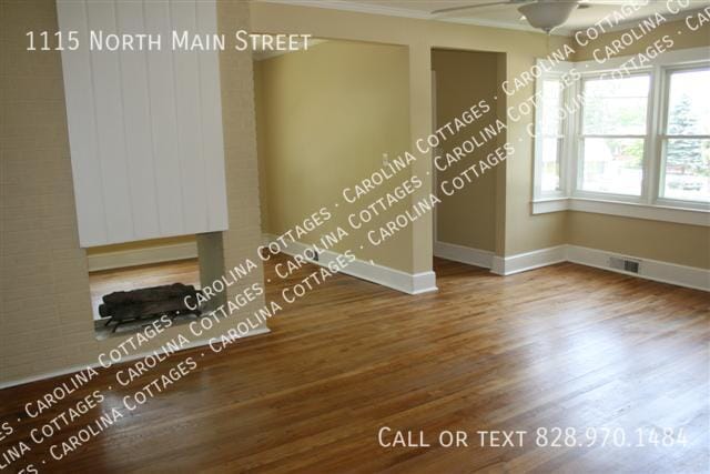 Photo - 1115 N Main St