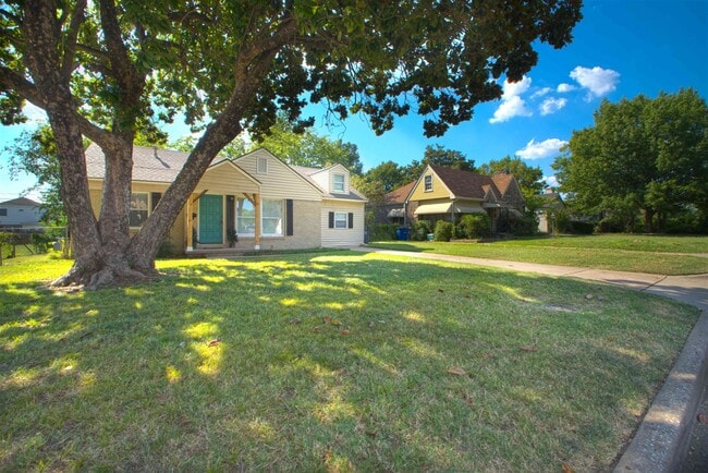 Photo - 718 S Quebec Ave