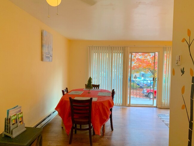 Photo - 601 14th Ave E