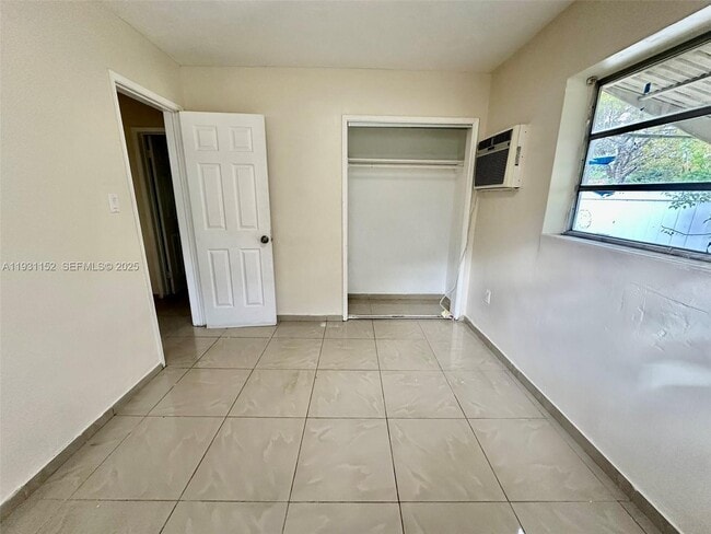 Photo - 6154 Flagler St