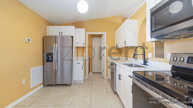 Photo - 16838 Cornerwood Dr