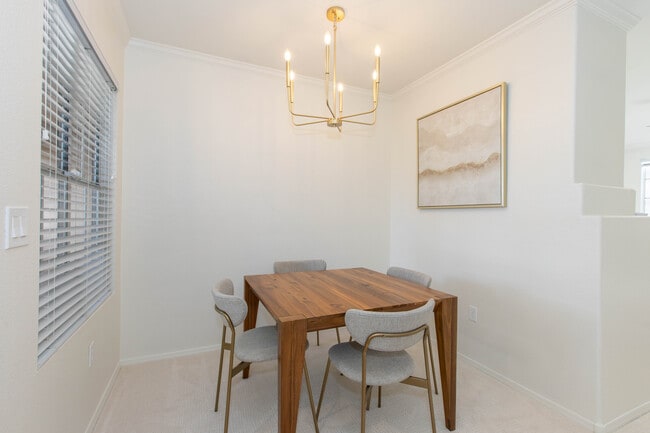 Building Photo - 10101 N Arabian Trail Unit 2043 Rental