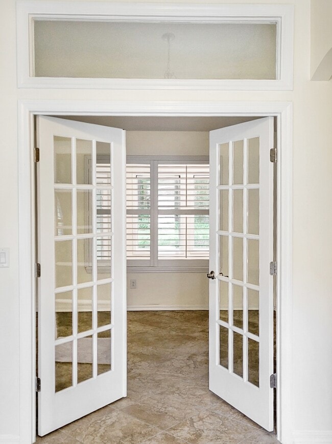 Office/Den - 4538 Palmetto Cove Ln