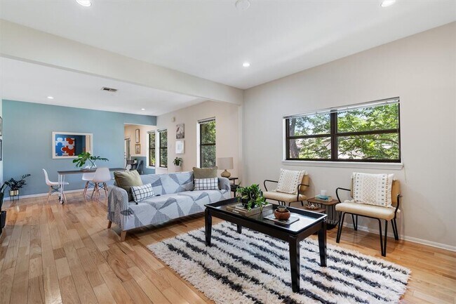 Photo - 2116 Glendale Pl