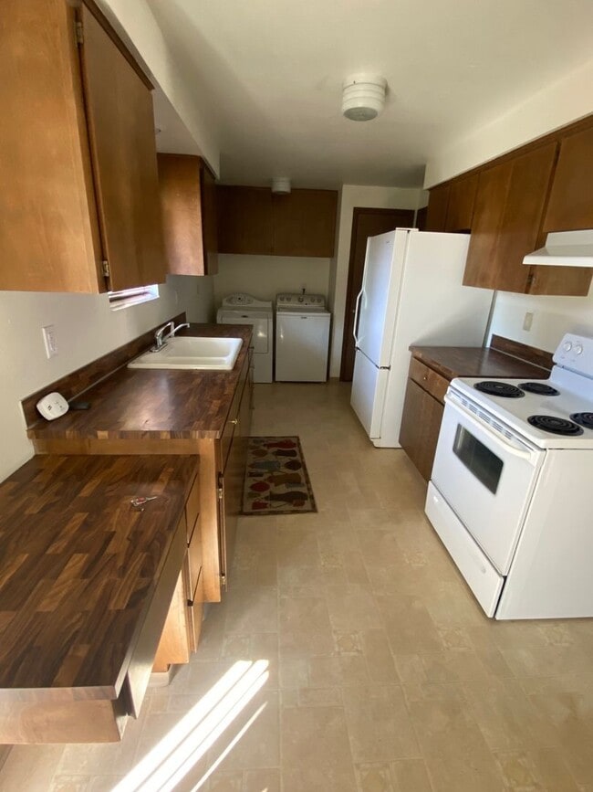 175 Old Corvallis Rd