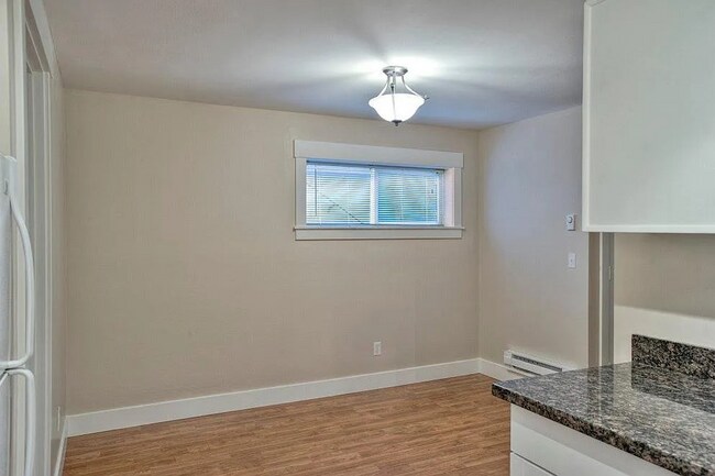 Photo - 15536 27th Ave NE Unidad 15538A