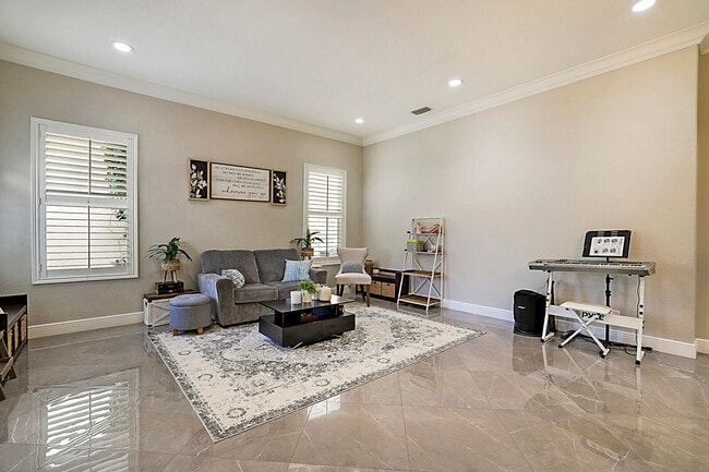 Photo - 7167 Ivy Crossing Ln