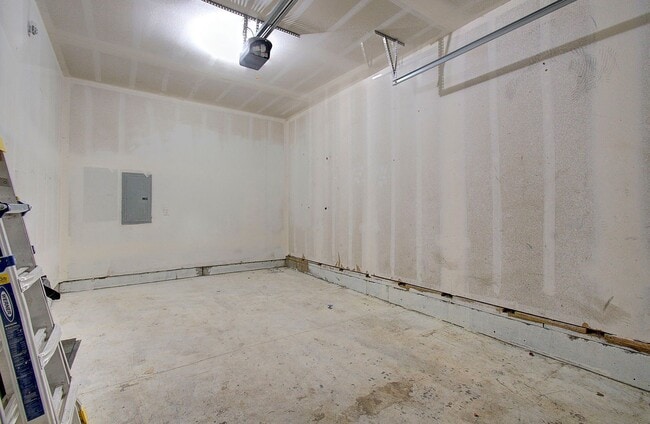 Photo - Charming 3bd, 2ba townhome in Bagley Downs...