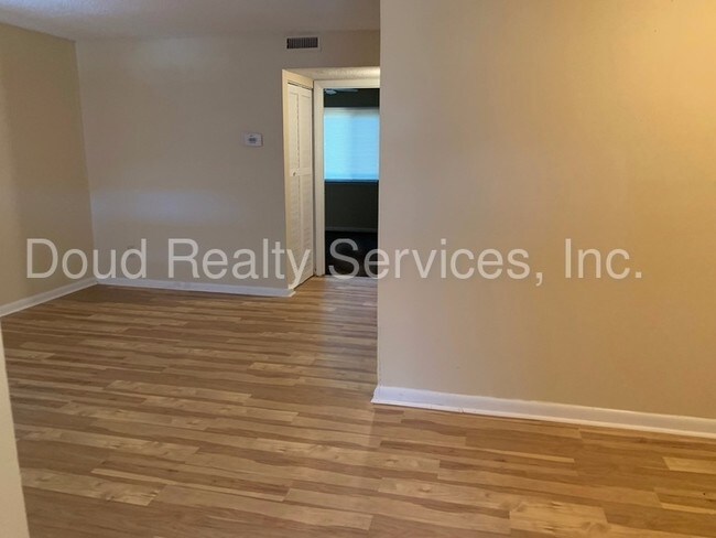 Photo - 3719 Turnpike Rd Unidad 103