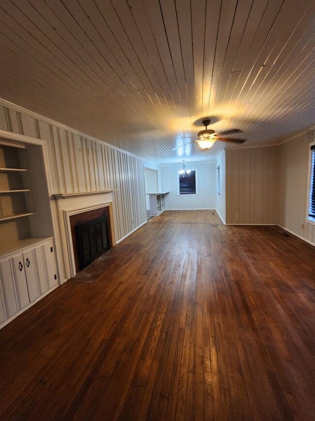 Photo - Spacious 3-Bedroom Brick Home with Firepla...