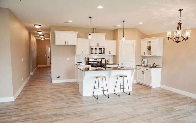 Photo - Lease Takeover Opportunity Available! Stunning 4 Bed 2 Bath in LINDALE ISD!