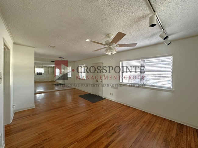 Photo - 3 Bedroom 1.5 Bath with Office Space!