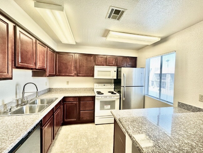 Photo - Las Vegas Guard-Gated Condo for Rent | 2 Bedroom Upstairs Unit | River Glen Community Unidad #222