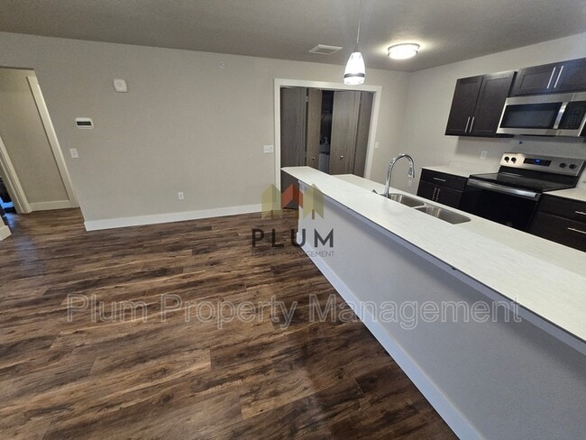 Building Photo - 425 Michigan Ave Unit 307