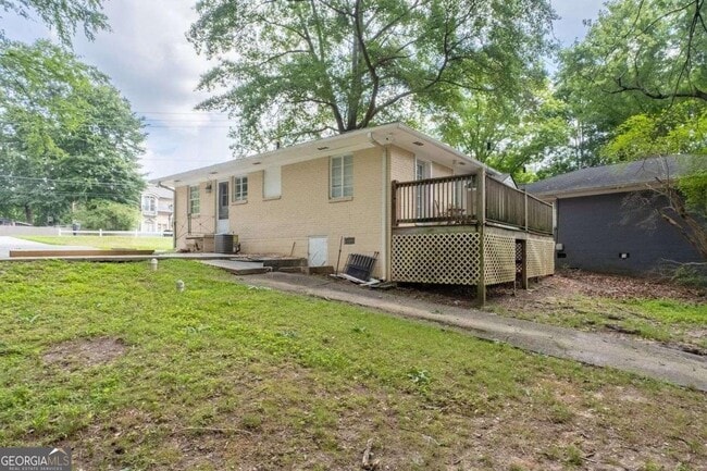 Photo - 1401 Briarwood Rd NE