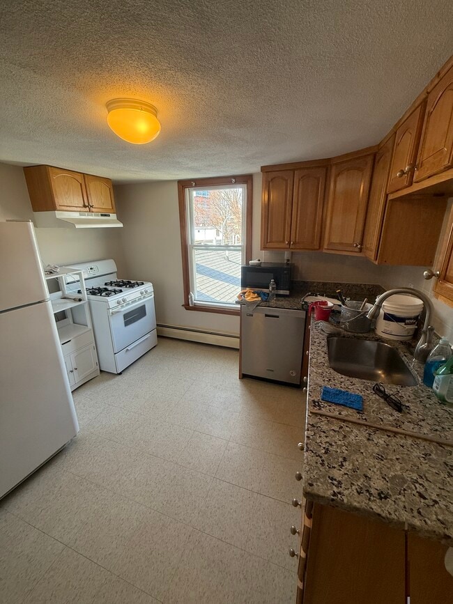 Photo - 22 8th St Unit 3