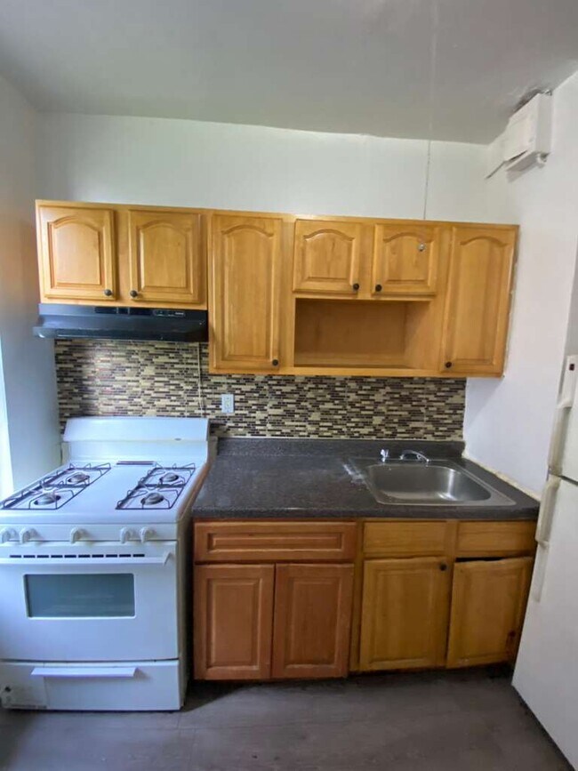 Photo - 1179 Yonkers Ave Unit 1