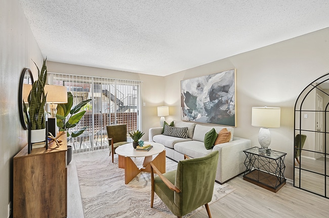 Lexington Apartment Homes