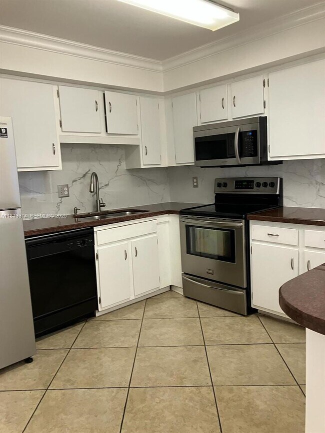 Photo - 1303 Partridge Close