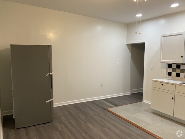 Building Photo - 615 N Calhoun St Unit 101 Rental