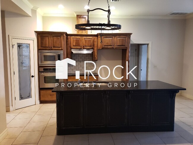 Photo - 3 Bedroom, 2 Bath, 2 Car Garage - SELF TOURS AVAILABLE SOON!