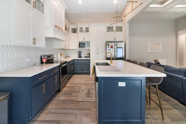 Photo - 4005 Water Lily Ave